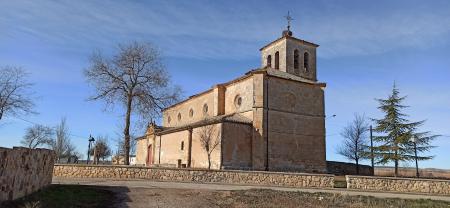 exterior iglesia de Campo de San Pedro